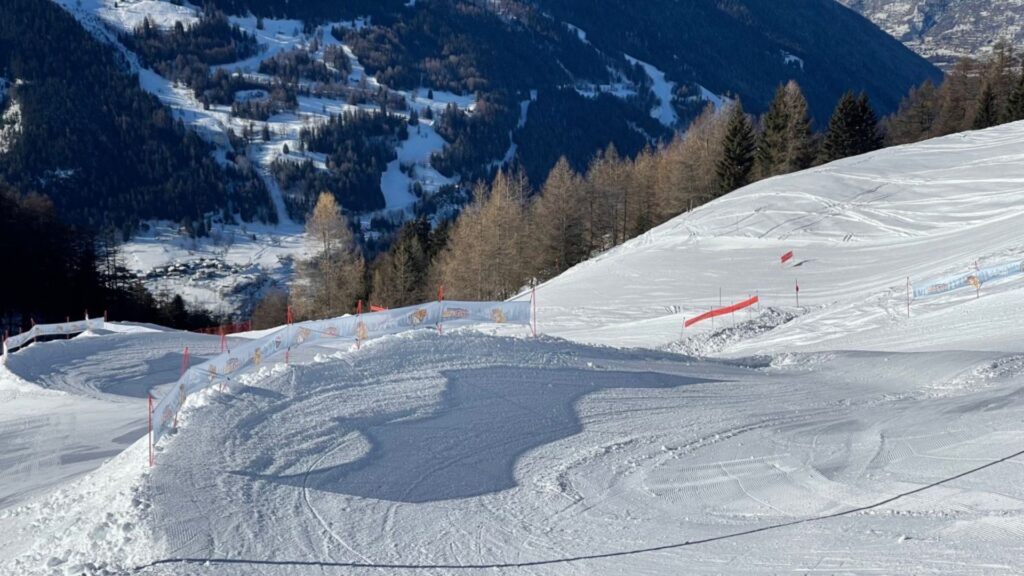 L'espace boardercross du domaine skiable de Sainte Foy tarentaise.